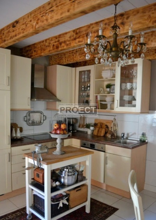 Кухня в деревенском стиле - фото и примеры